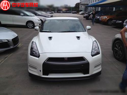 極速戰(zhàn)神 二手日產(chǎn)（尼桑）GT-R