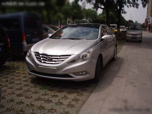 日產(chǎn)(尼桑) 天籟，現(xiàn)代 索納塔 ， 別克 君越 2.4L 