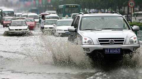 臺風(fēng)“海葵”來襲 如何防止車輛泡水