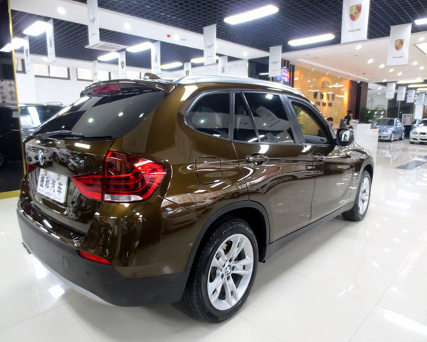 2012-10;奔馳C200時(shí)尚型