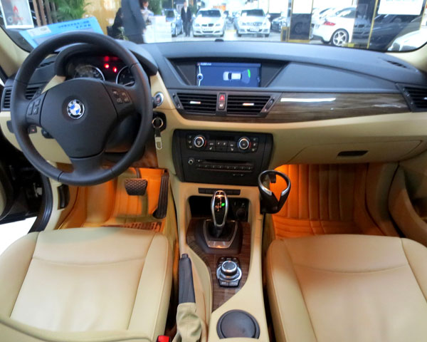 2012-10;奔馳C200時(shí)尚型