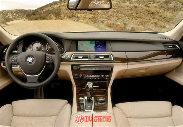盤底那些內飾另人尖叫的車子@chinaadec.com