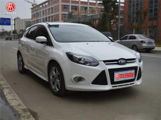 【成都】福克斯 2012款 兩廂 2.0L 自動豪華運動型@www.wardfrp.com