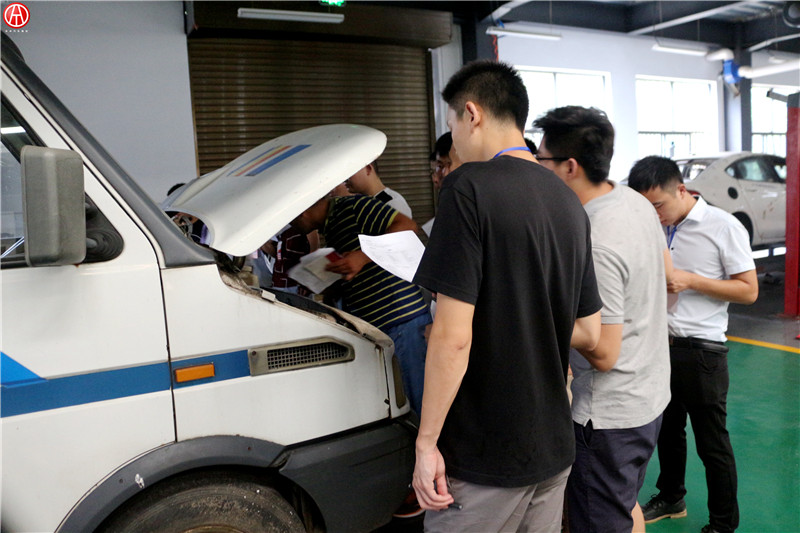 中華汽車網(wǎng)校2016年6月二手車評估師實操高級大課堂@chinaadec.com