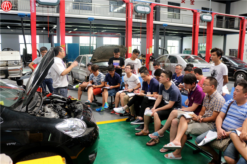 中華汽車網校2016年8月二手車評估師實操高級大課堂@chinaadec.com