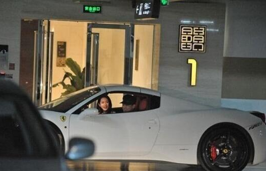 王寶強離婚案開庭時坐什么車？@chinaadec.com