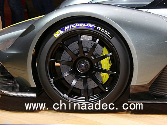 兩千萬阿斯頓馬丁Valkyrie正式亮相日內瓦車展@www.chinaadec.con