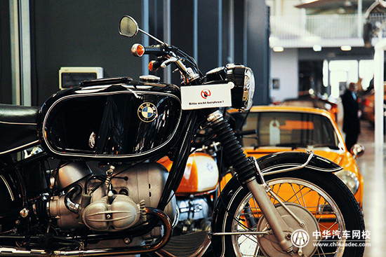 德國(guó)經(jīng)典老車(chē)的歸宿——Sindelfingen@www.wardfrp.com