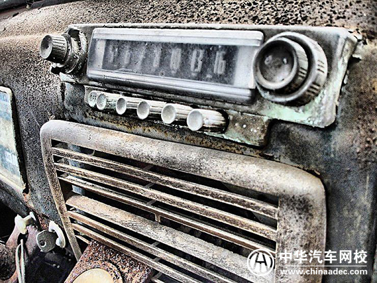 破舊的老爺車也是一種情懷@chinaadec.com