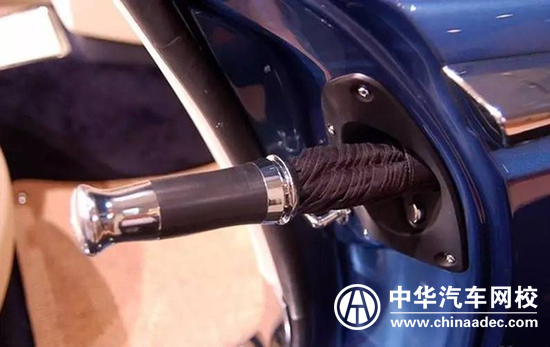 勞斯萊斯10萬元的雨傘竟是為女明星設(shè)計的@chinaadec.com