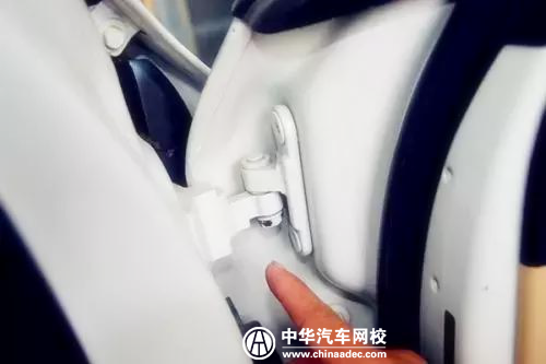 如何快速識(shí)別事故車？5顆螺絲輕松搞定！@chinaadec.com