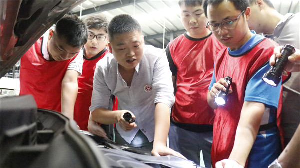 中華汽車網校二手車鑒定評估師培訓班實錄@chinaadec.com
