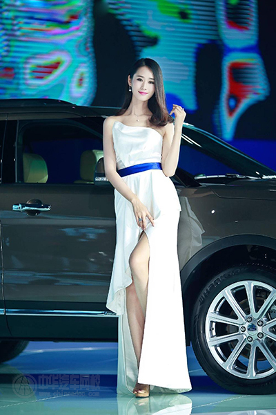 炎炎夏日和汽博會(huì)與美女車模來(lái)次親密接觸吧@chinaadec.com