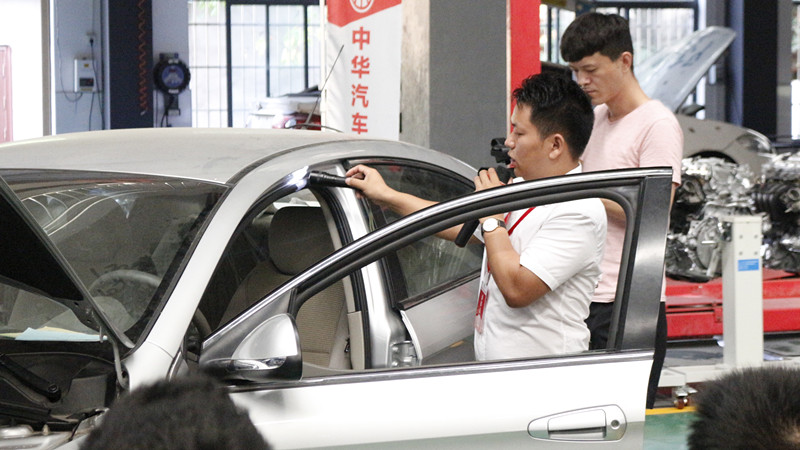 中華汽車網校二手車評估師學員風采@chinaadec.com