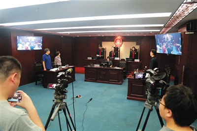 調表勞斯萊斯當新車賣，商家被判賠1300萬@chinaadec.com