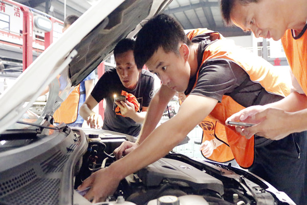 二手車評估師職業(yè)前景怎么樣？工資待遇好不好？@chinaadec.com