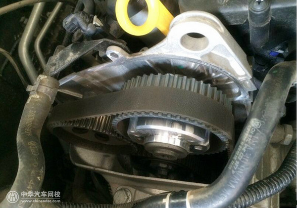 汽車(chē)常見(jiàn)小故障 學(xué)會(huì)這些自己排除！@chinaadec.com