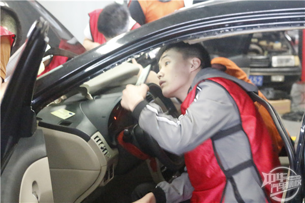 怎么快速檢查二手車真實(shí)車況？一分鐘檢查秘笈@chinaadec.com