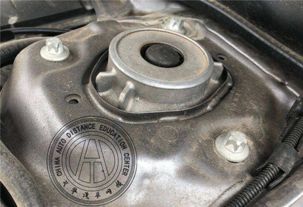 評估一輛二手車是不是事故車為什么要看避震塔@chinaadec