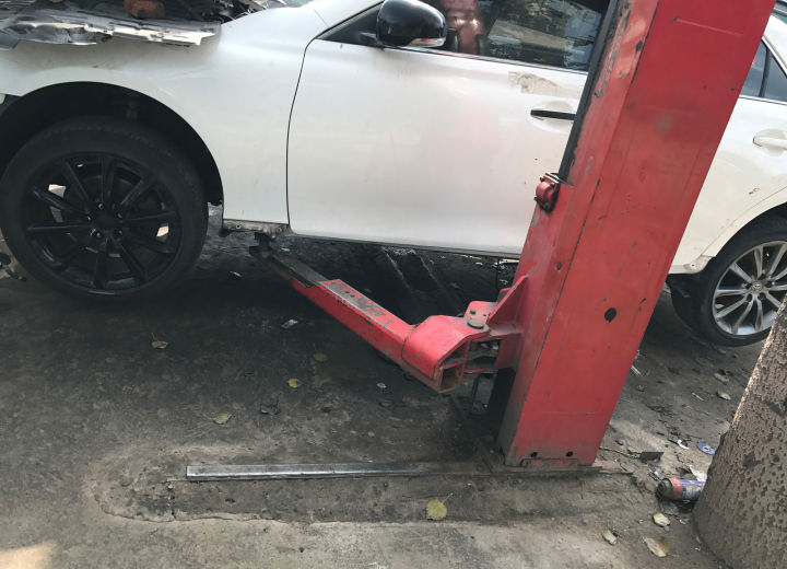 實拍二手車拼接過程@chinaadec.com