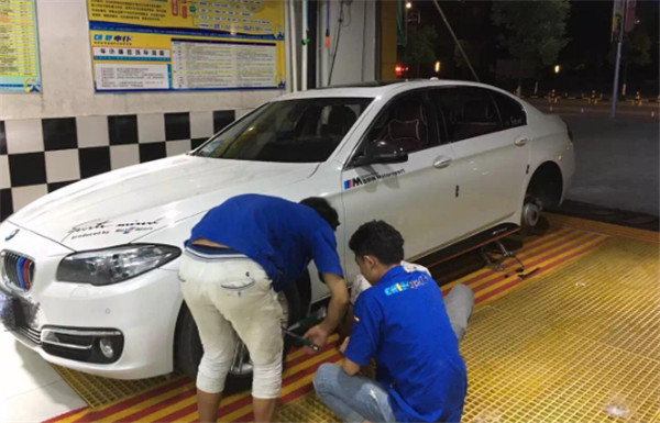 干汽車美容有前途嗎？過來(lái)人：我學(xué)汽車美容后悔死了@chinaadec.com