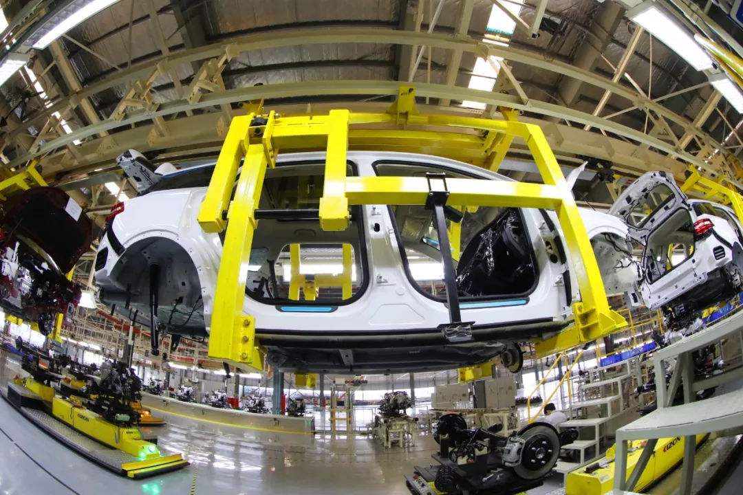 中國汽車零部件供應不暢將影響全球汽車產銷量，疫情過后或井噴@chinaadec.om