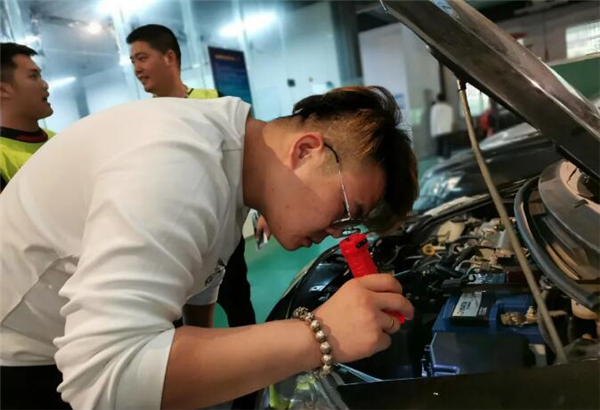 保險定損員工作怎么樣？一個月工資有多少？@chinaadec.com